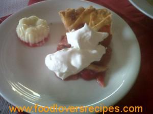 peach and cherrie pie