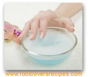 homemade-jewelry-cleaner