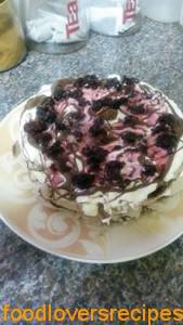 Chocolate Pavlova with Nutella and Strawberries