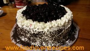 BLACK FOREST CAKE – SWARTWOUDKOEK