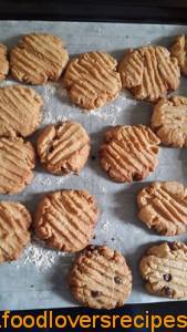 choc chip peanut butter biscuits