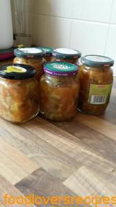 tamatie en baby marrow chutney