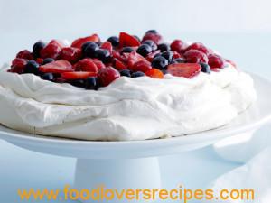 MIXED_BERRY_PAVLOVA