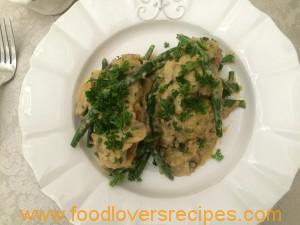 Chicken with Creamy Mushroom Sauce