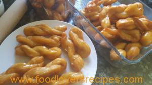 TARYN’S KOEKSISTERS