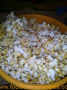 caramel popcorn