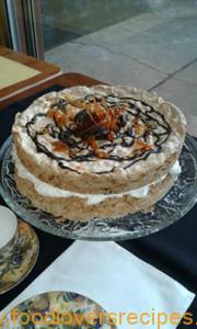 frans se dadelmeringue koek