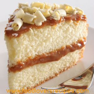 2014-05-31-vanillacakewithcaramelicing
