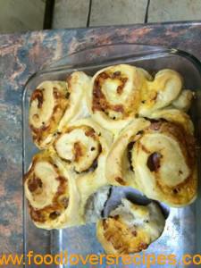 2015-05-24-bacon,cheeseandgarlicrolls