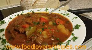 2015-09-04-chunkyhungariangoulashsoup