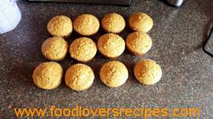 2015-10-15-carrotandpecannutmuffins
